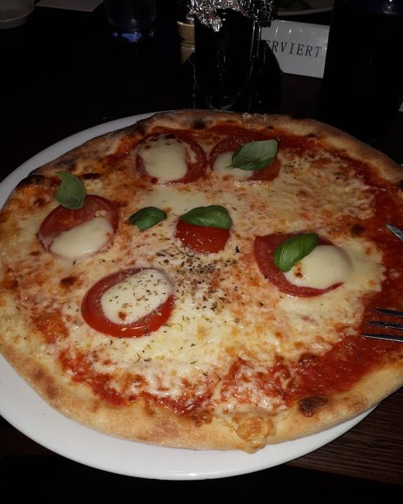 Pizzeria La Bomba